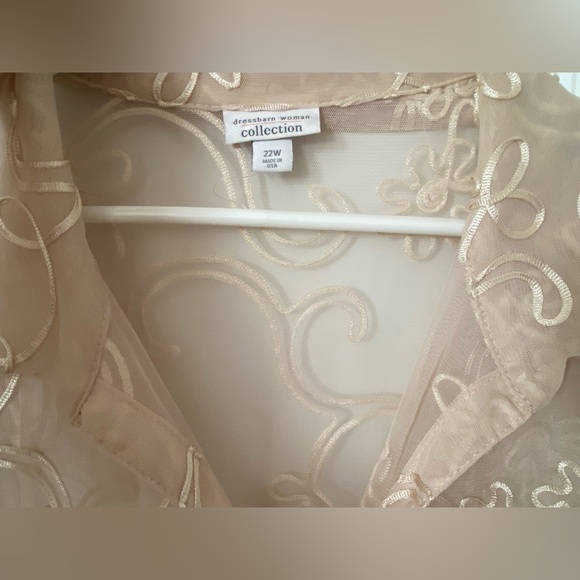 Embroidered Top - Picture 3 of 7